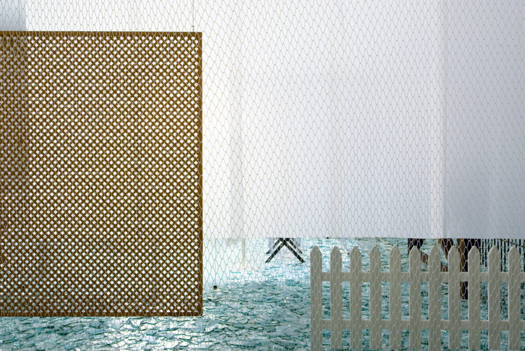 Obra Através, 1983-89, de Cildo Meireles. Acervo de arte contemporânea do Inhotim