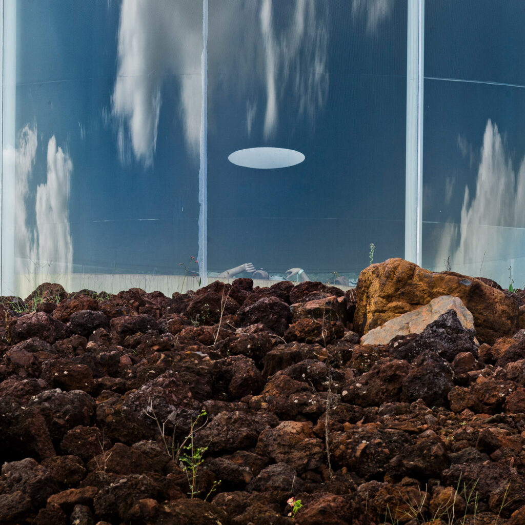 Sonic Pavilion, 2009, de Doug Aitken. Acervo de arte contemporânea do Inhotim