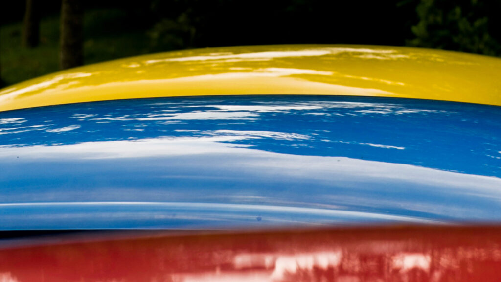 Obra Troca-troca, 2002, de Jarbas Lopes. Acervo de arte contemporânea Inhotim