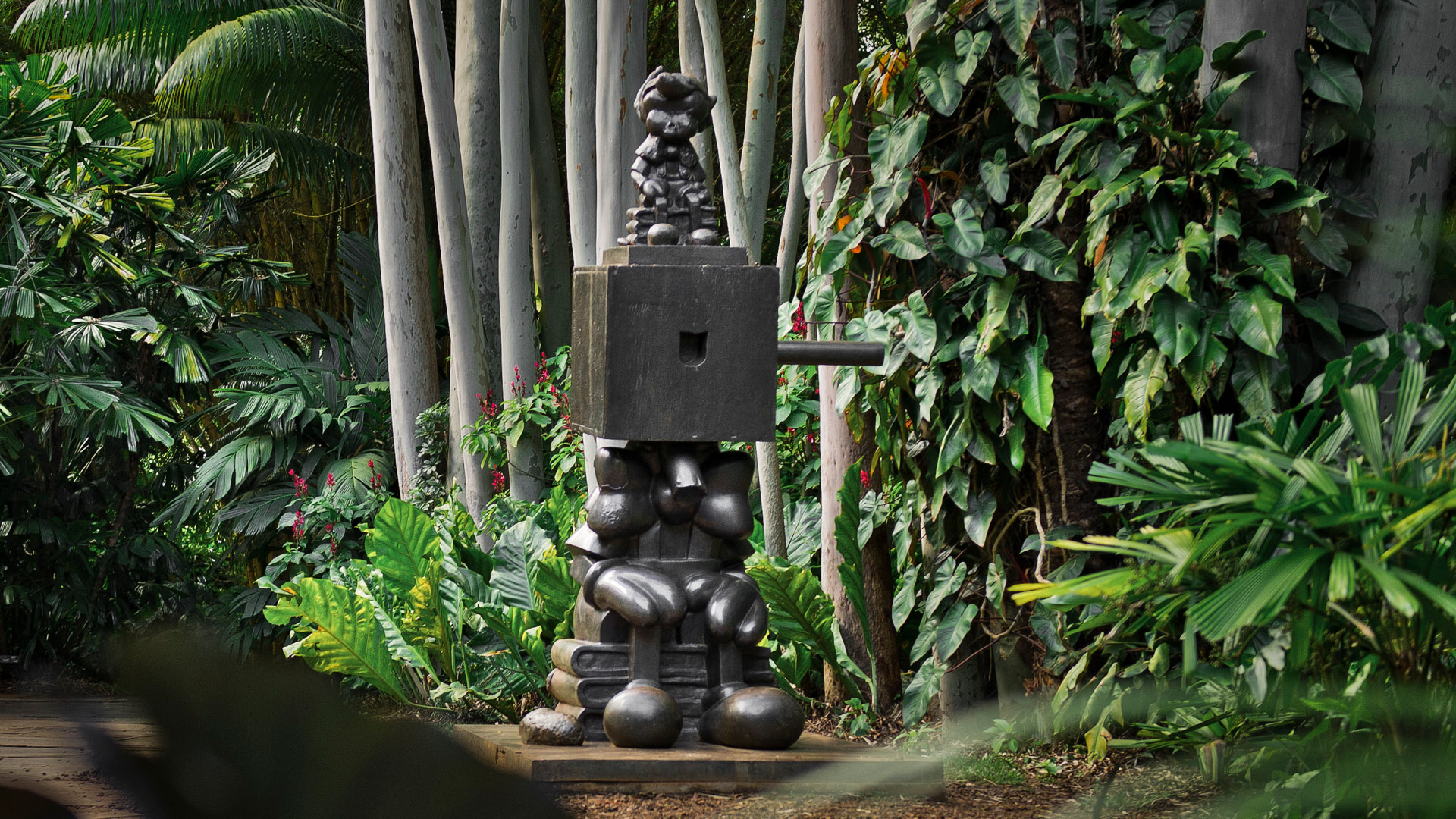 Pinocchio Block Head, 2001 de Paul McCarthy. Acervo de arte contemporânea Inhotim