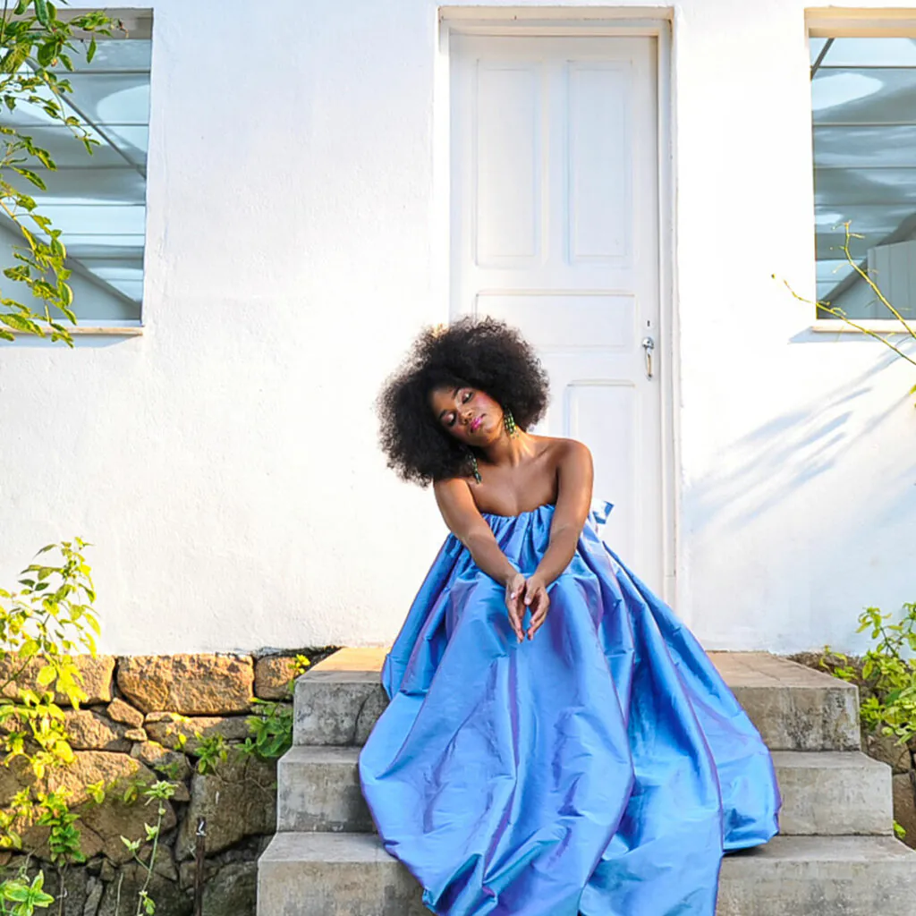 inhotim explore inhotim em cena 2021 agnes nunes bate papo