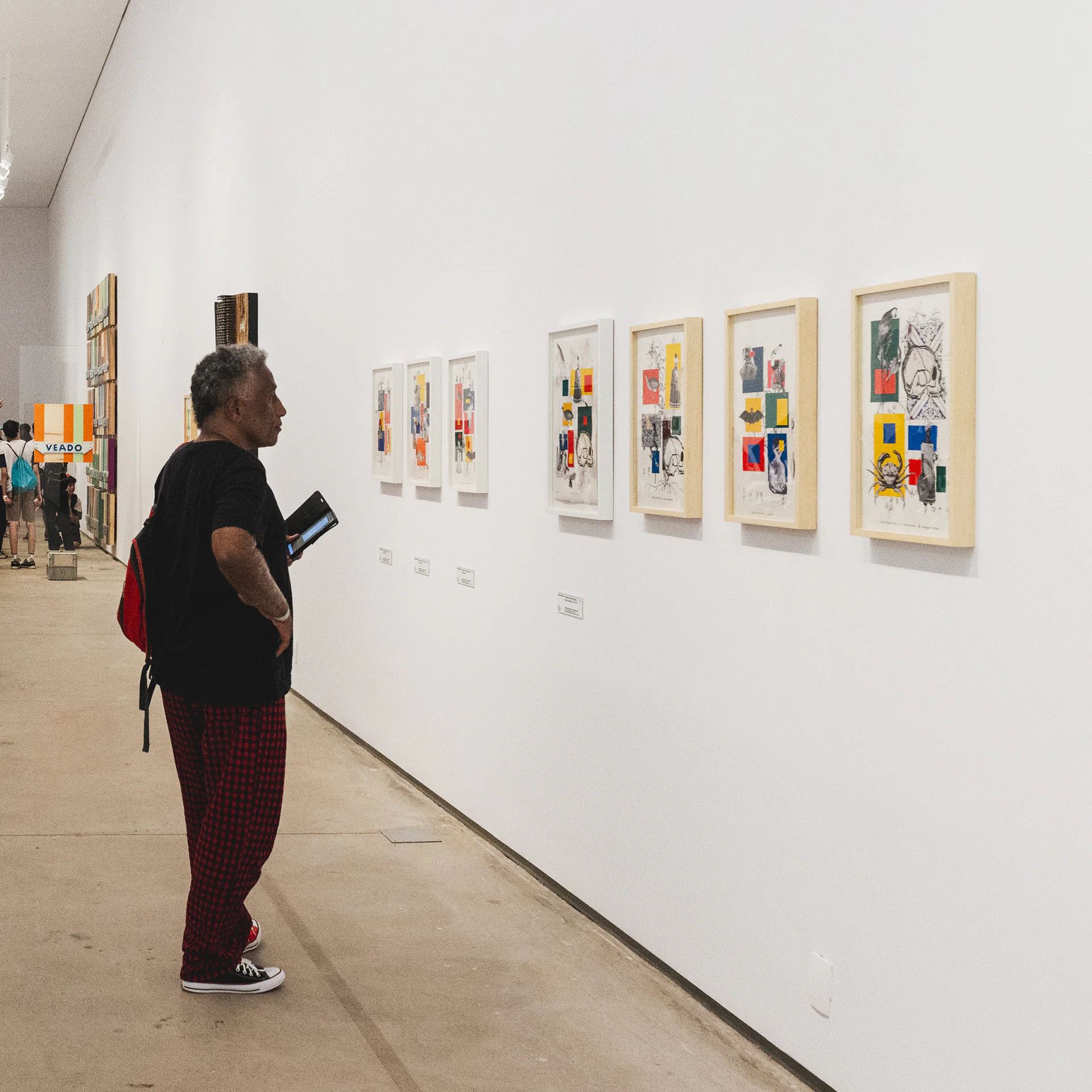Galeria Lago, in Eixo Rosa do Inhotim, hosts "Making the modern, building the contemporary: Rubem Valentim". Photo: Daniela Paoliello
