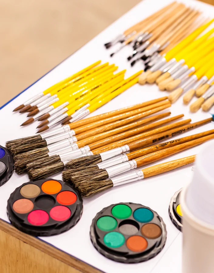 The Moving Atelier invites artists that create in different artistic languages to take part in activities aimed at experience-sharing and creation. Photo: Ana Clara Martins