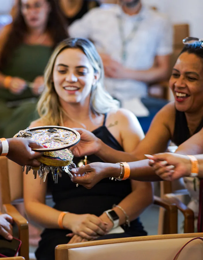 Project seeks to build experiences between basic education teachers and the contemporary art production from the Institute's collection. Photo: Hélio Rodrigues