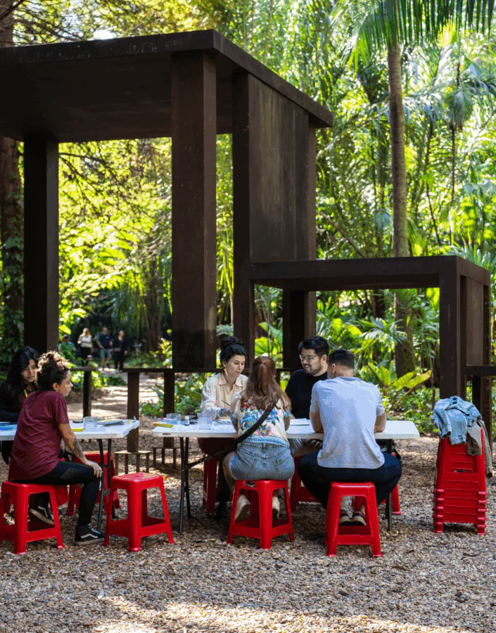 Learn about the September workshops held in various locations across Inhotim. Photo: Brendon Campos