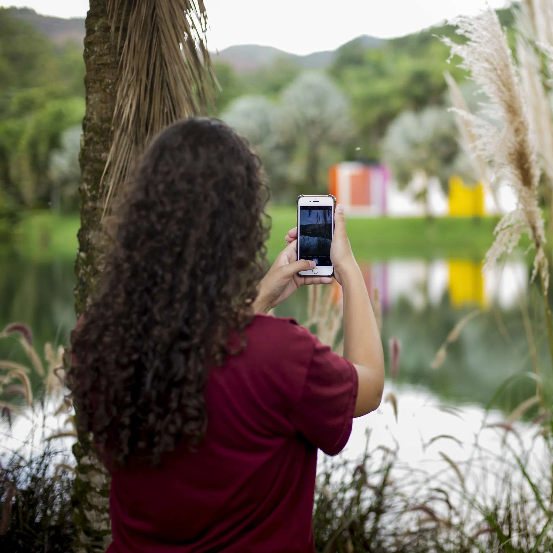 Visitante no Inhotim em Brumadinho projeto Pode Entrar