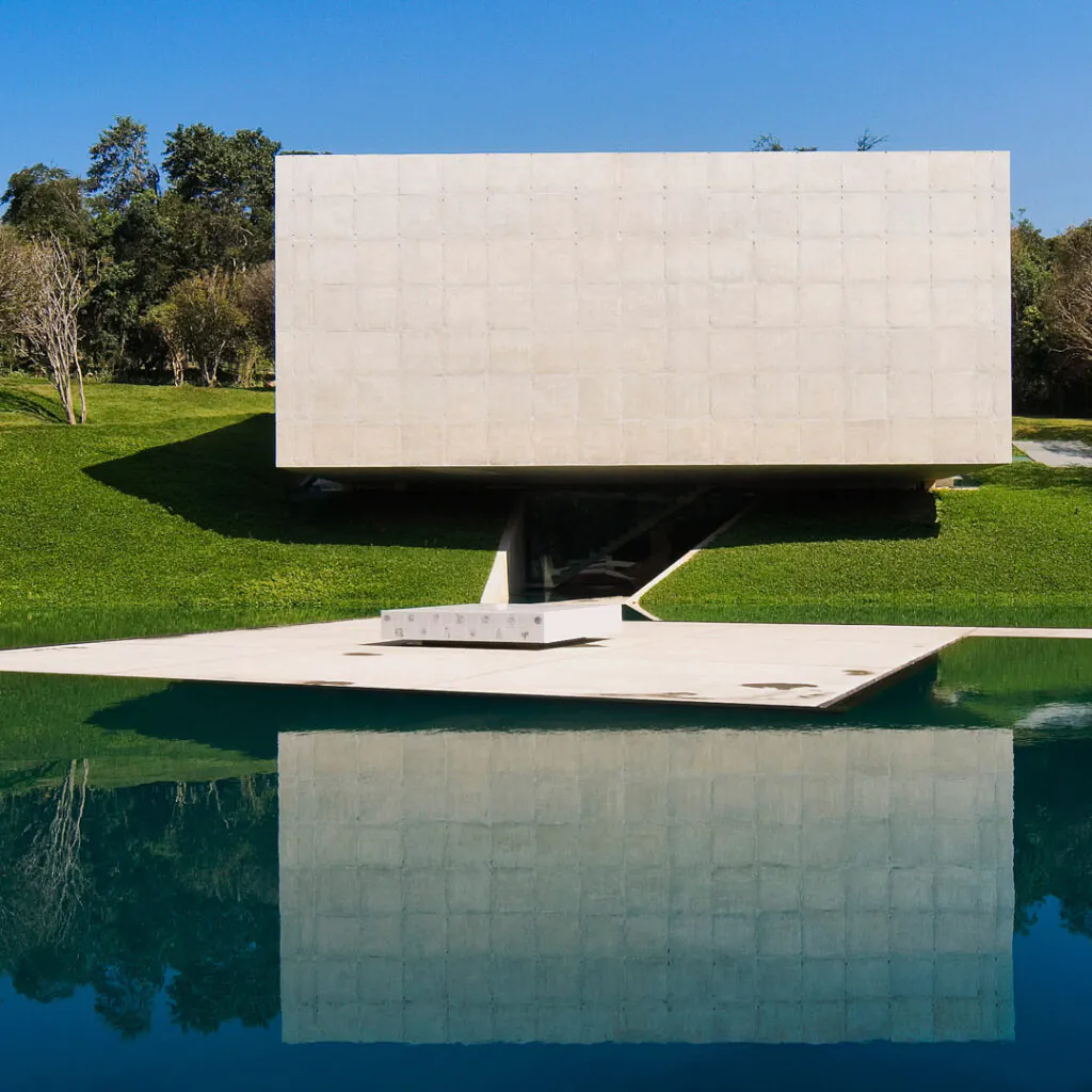Galeria Adriana Varejão, Tacoa Arquitetos, 2008. Foto: Eduardo Eckenfels.
