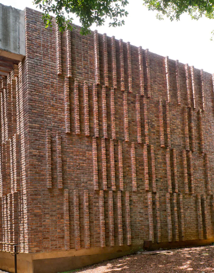 Galeria Claudia Andujar, Arquitetos Associados, 2015. Foto: Eduardo Eckenfels.