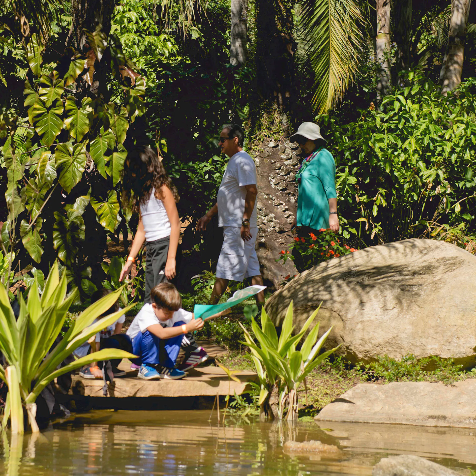 Obras de Adriana Varejão e Dominique Gonzalez-Foerster são ponto de partida para atividade do Educativo Inhotim. Foto: William Gomes