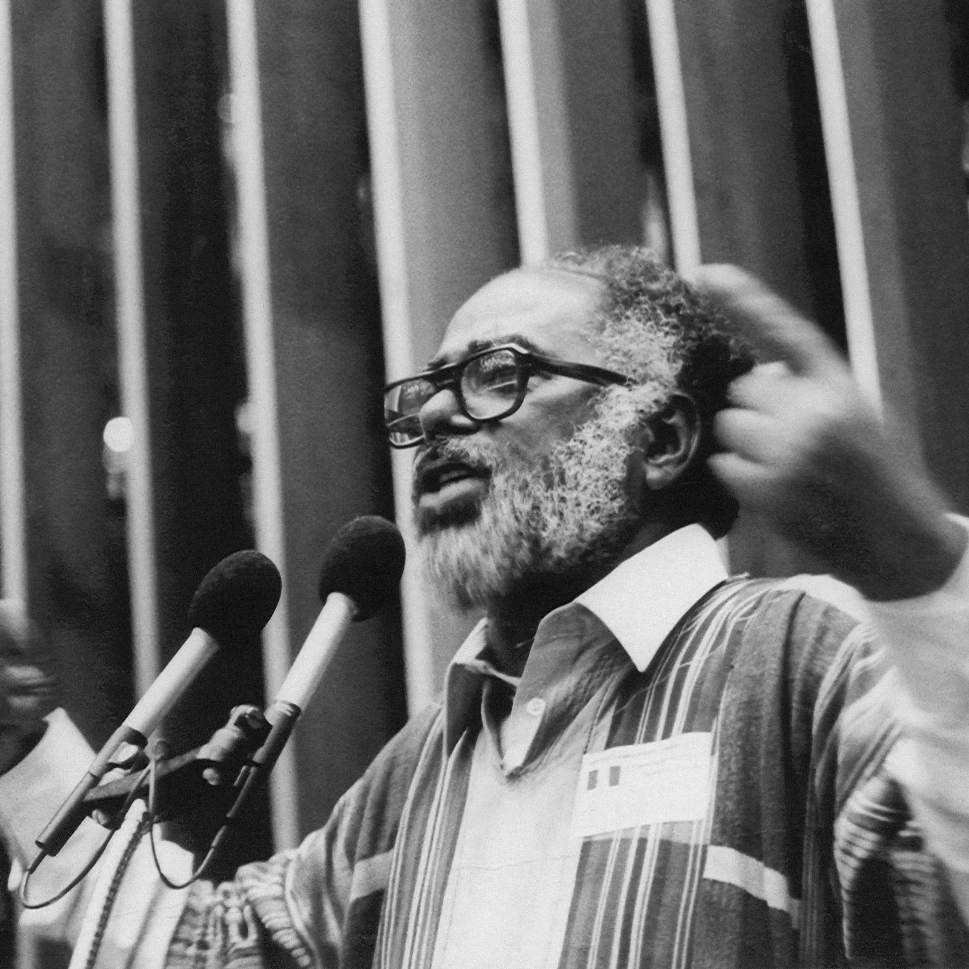 Panorama da trajetória multidisciplinar de Abdias Nascimento chega ao ato final na Galeria Mata. Foto: Elisa Larkin Nascimento, Acervo Ipeafro.