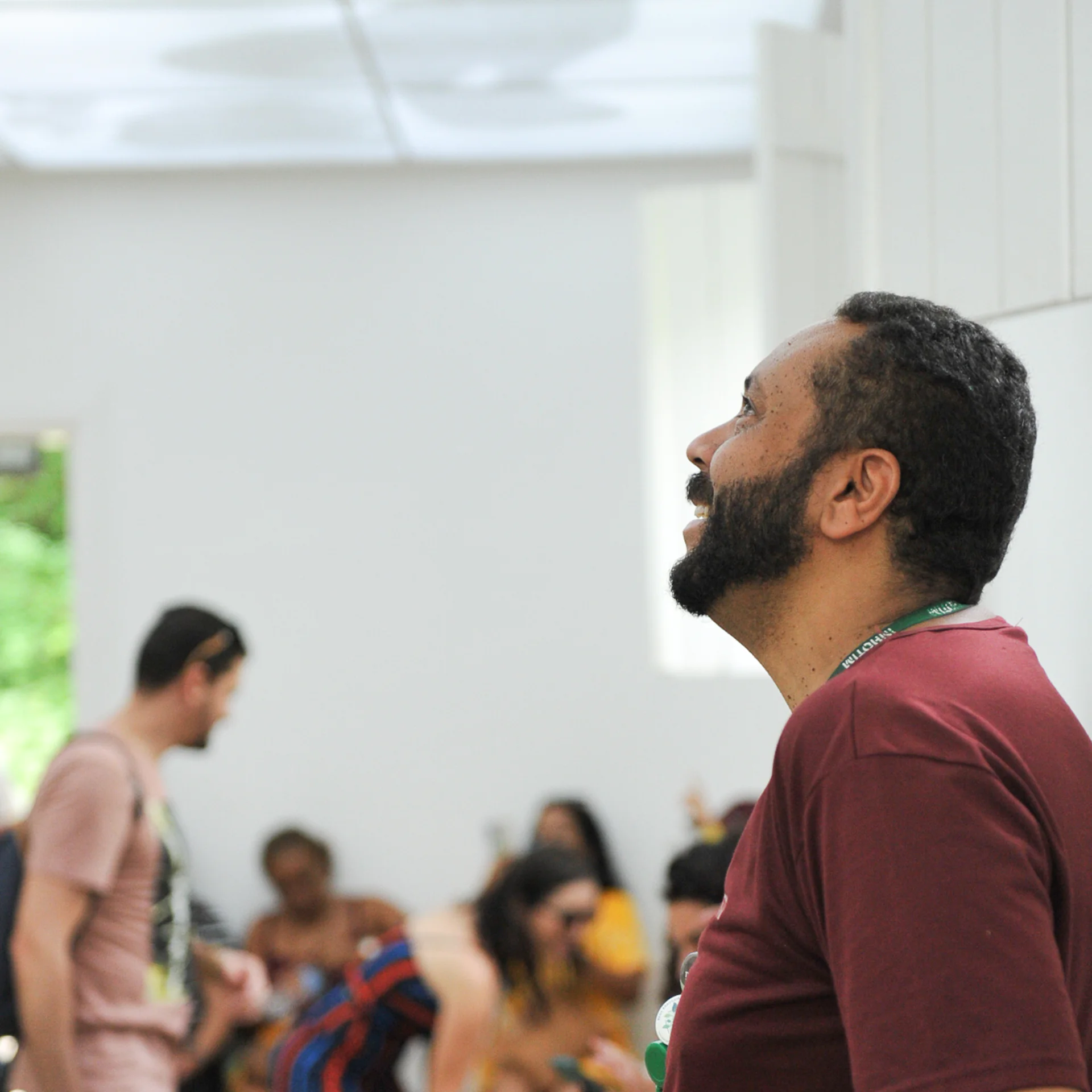 Os anfitriões tornam a experiência dos visitantes no Inhotim ainda mais especial. Foto: Ana Clara Martins