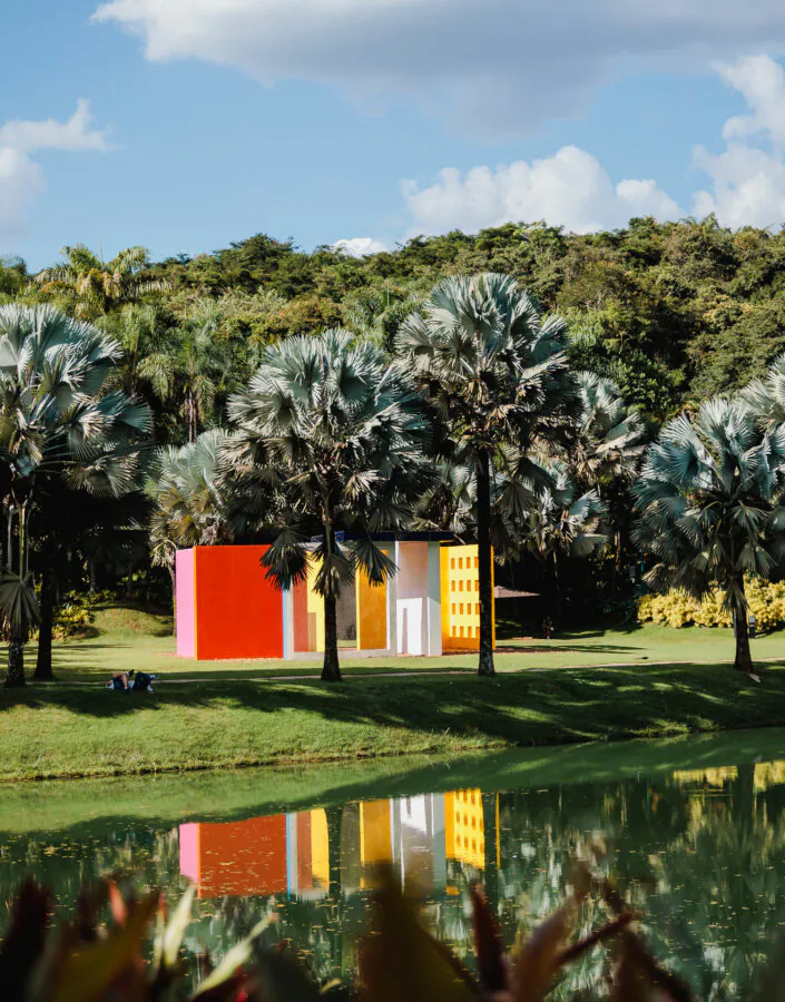  In January, Inhotim is open from Tuesday to Sunday: more visiting days for the public to enjoy the Institute's art and plant collections. Photo: Julia Lanari