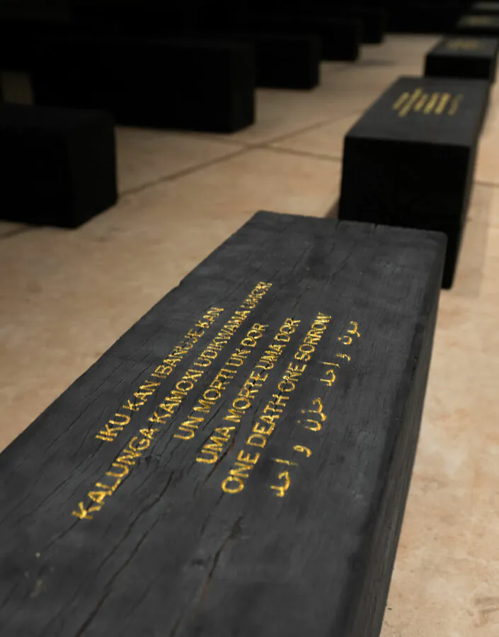 Obra inédita no Brasil está em exibição na Galeria Galpão. Foto: Ana Clara Martins