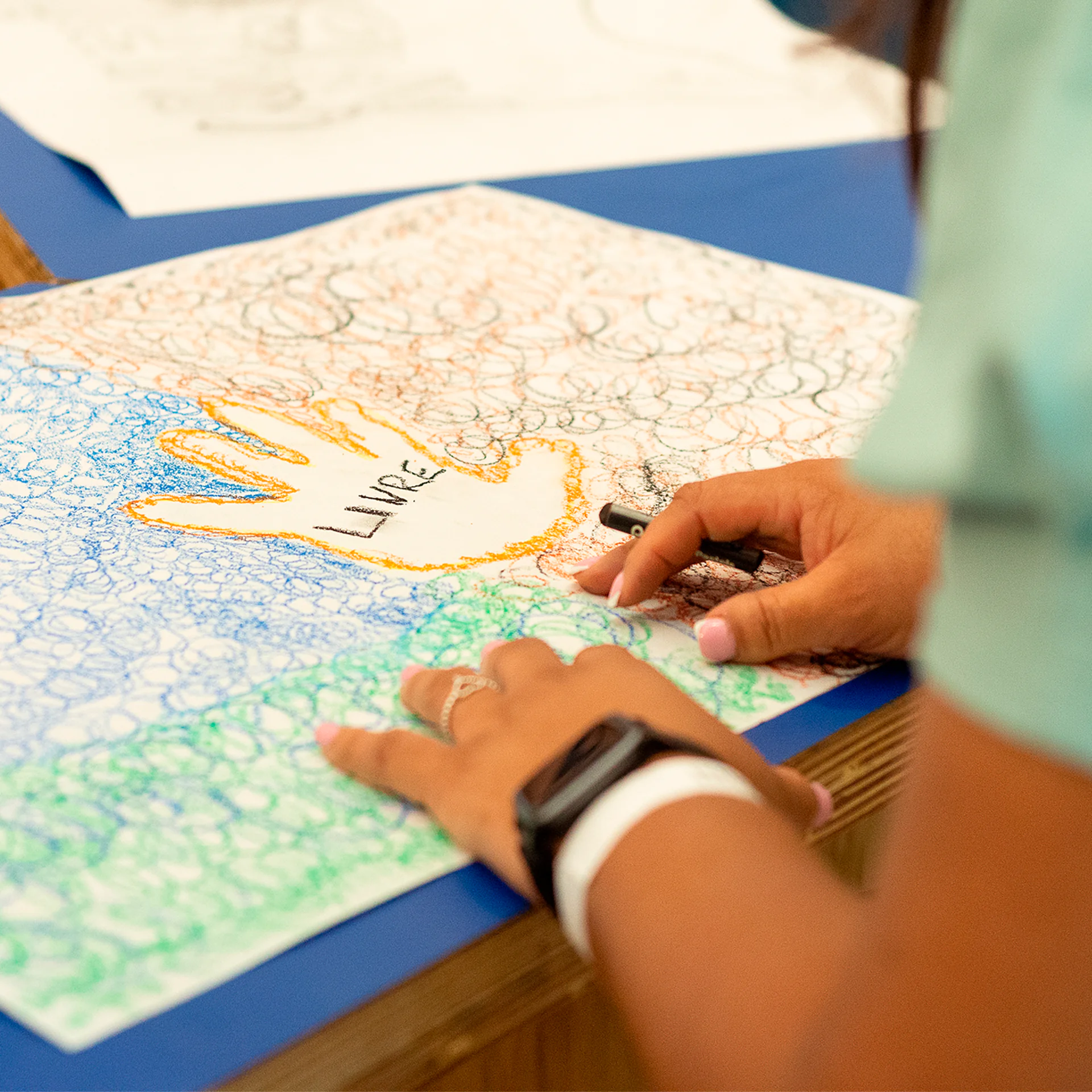 he Moving Workshop invites you to join activities in different parts of Inhotim, experiencing art and nature. Photo: Giselle Dietze