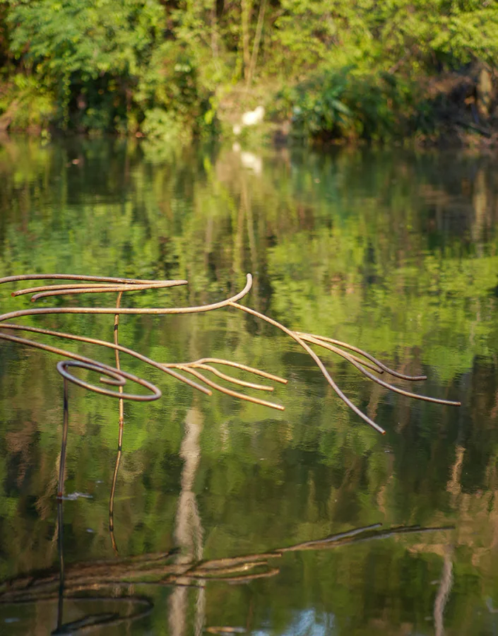 20 metal pieces will be displayed at the lake near Mata Gallery and True Rouge Gallery. Photo: Ana Clara Martins