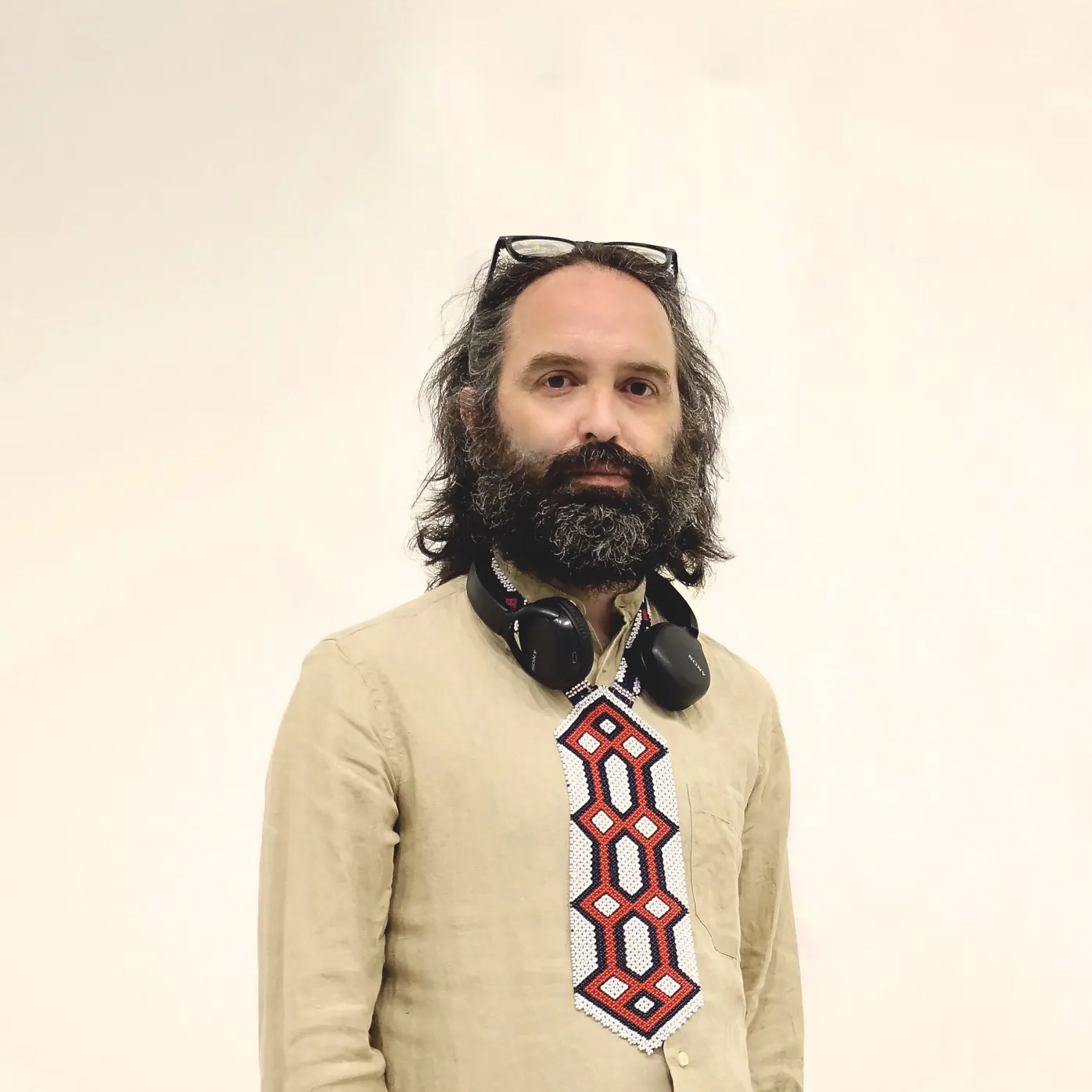 A edição deste mês conta com a participação do filósofo italiano Emanuele Coccia, a artista paulistana Juliana dos Santos e a Orquestra Inhotim. Foto: Franki Perrin