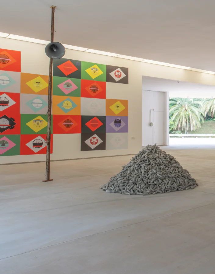 The conversation will take place in the Praça Gallery and will cover the conception of the exhibition and the seasons, among other topics. Photo: Ícaro Moreno