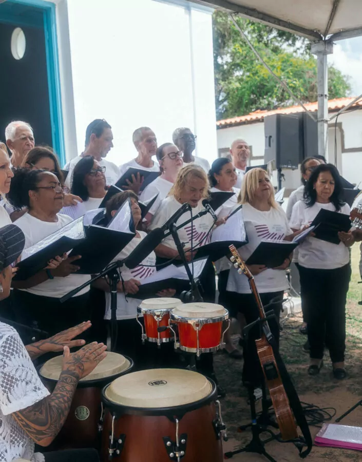 O Coro Adulto da Escola de Música Inhotim se apresenta no Domingo Gratuito Shell. Foto Yuji Kodato