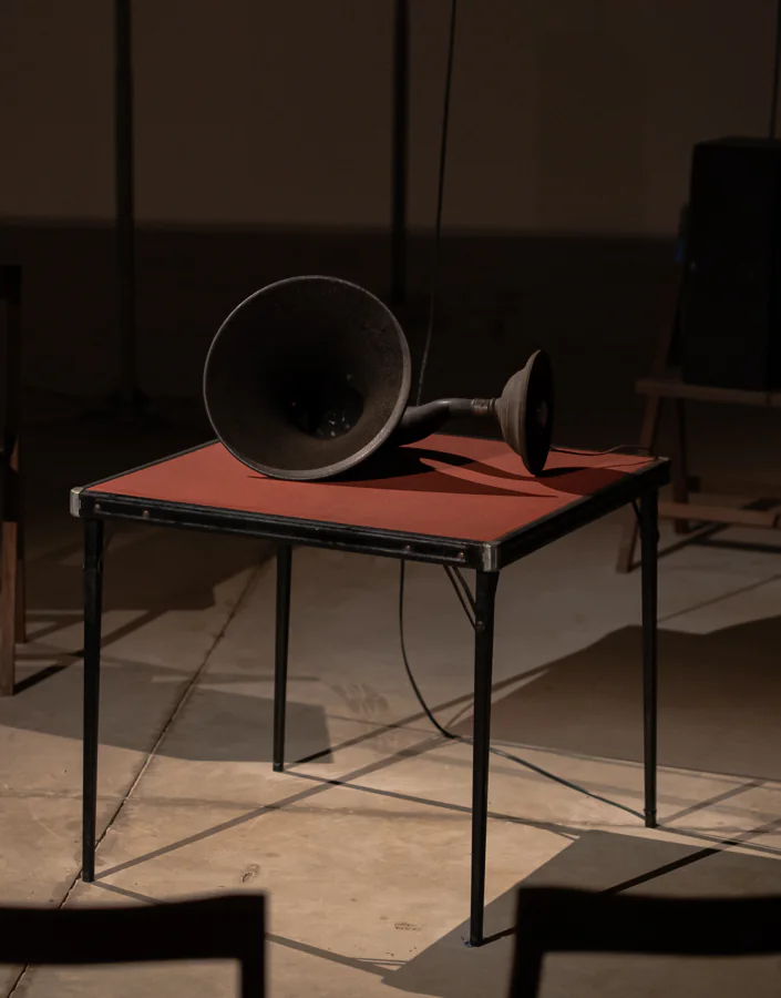 A icônica instalação de Janet Cardiff e Georges Miller retorna ao Inhotim. Foto: Marcela Christo. 